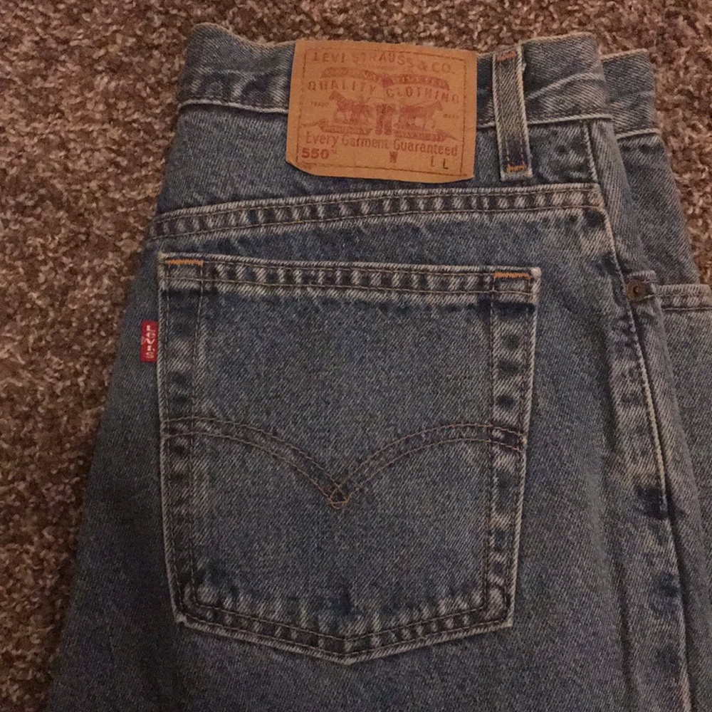Levi’s mom jeans